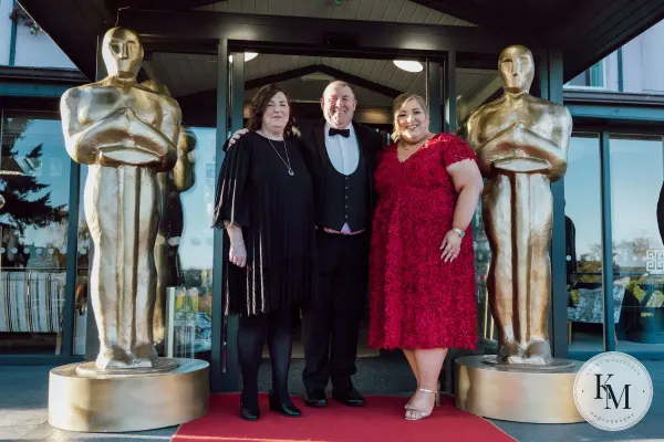 Smith O'Brien's Goes To The Movies — photo SOB-203